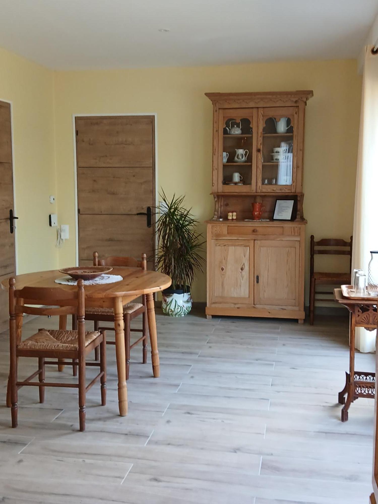 Bed and Breakfast Les Trois Salazes à Cambrai Extérieur photo