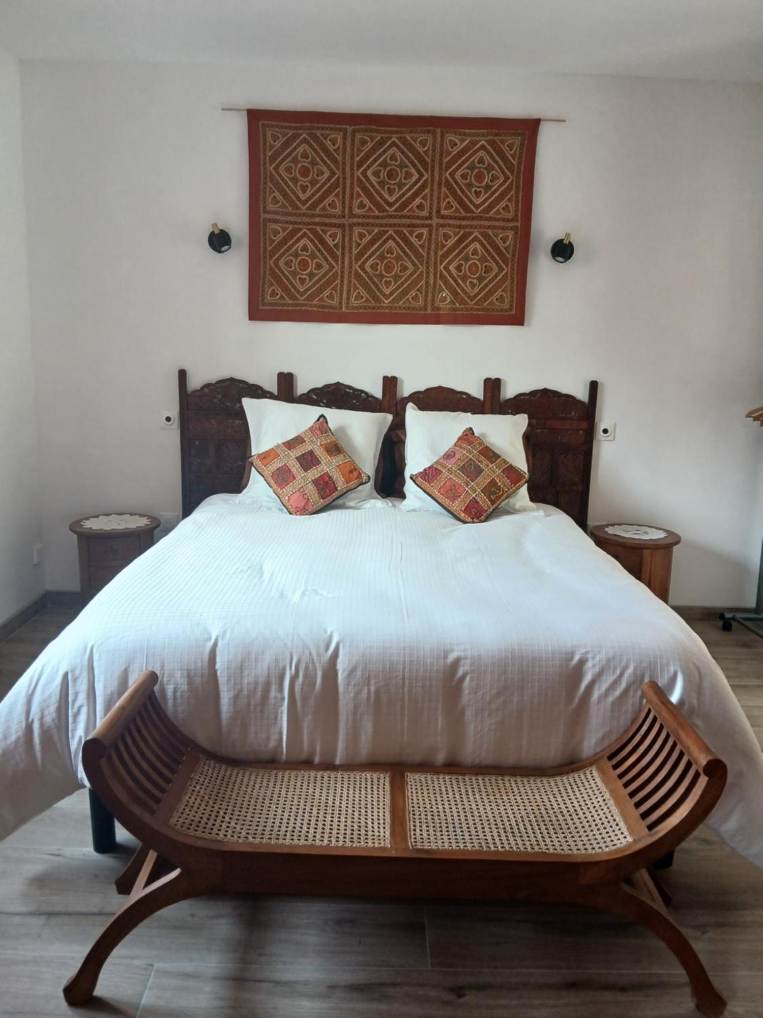 Bed and Breakfast Les Trois Salazes à Cambrai Extérieur photo