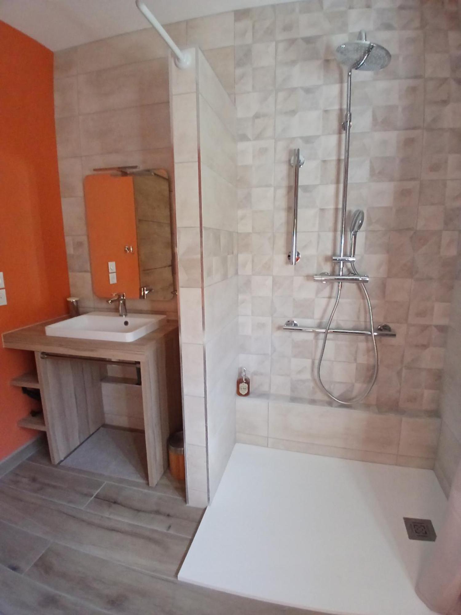 Bed and Breakfast Les Trois Salazes à Cambrai Extérieur photo